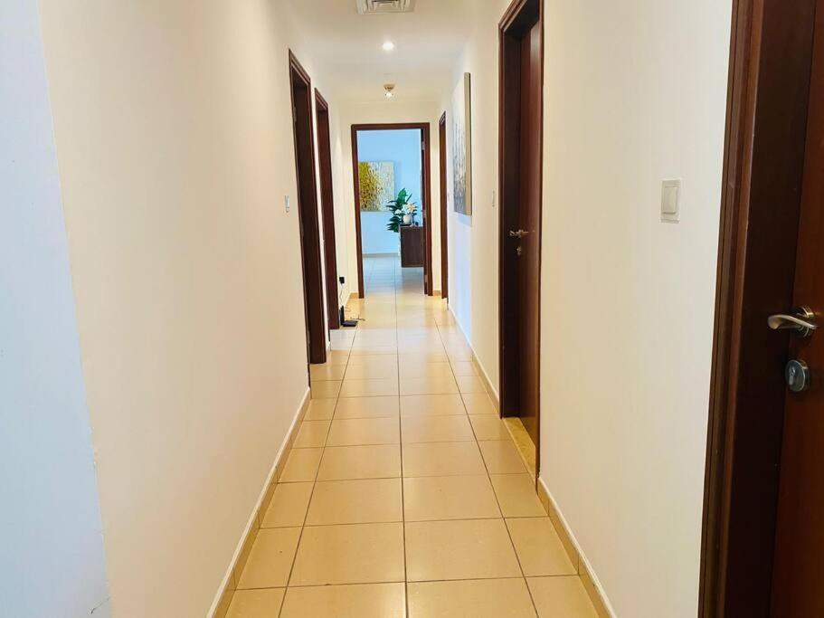 Ferienwohnung Jovial At Jbr Dubai Exterior foto